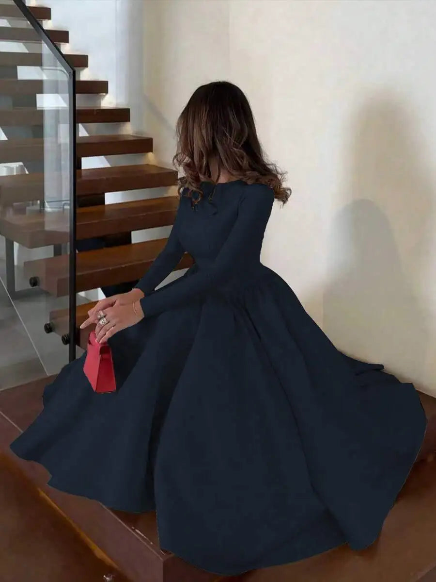 Elegant Pleated Maxi Dress With Long Sleeves And A-Line Skirt