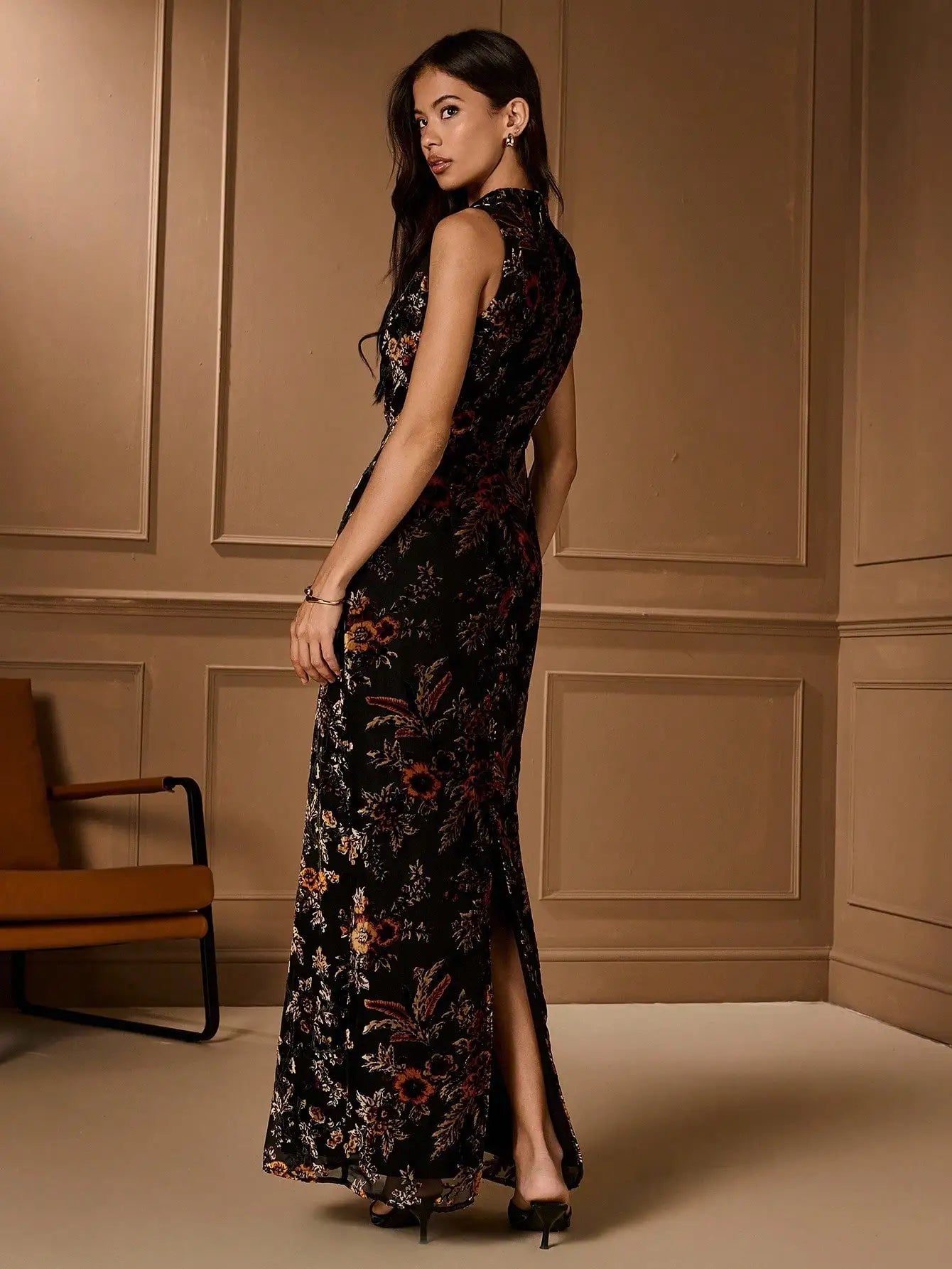 Women's Floral Jacquard Sleeveless Stand Collar Dress