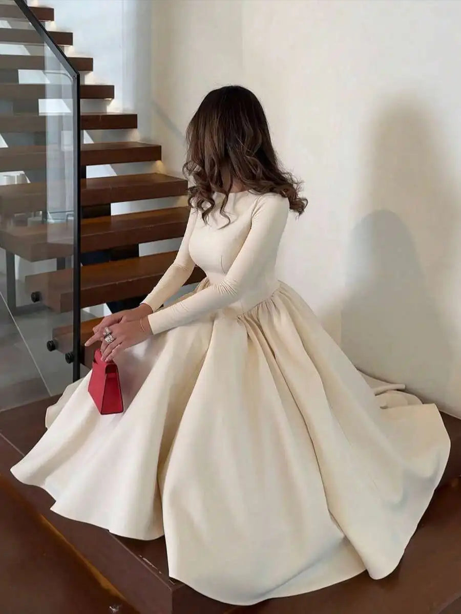 Elegant Pleated Maxi Dress With Long Sleeves And A-Line Skirt