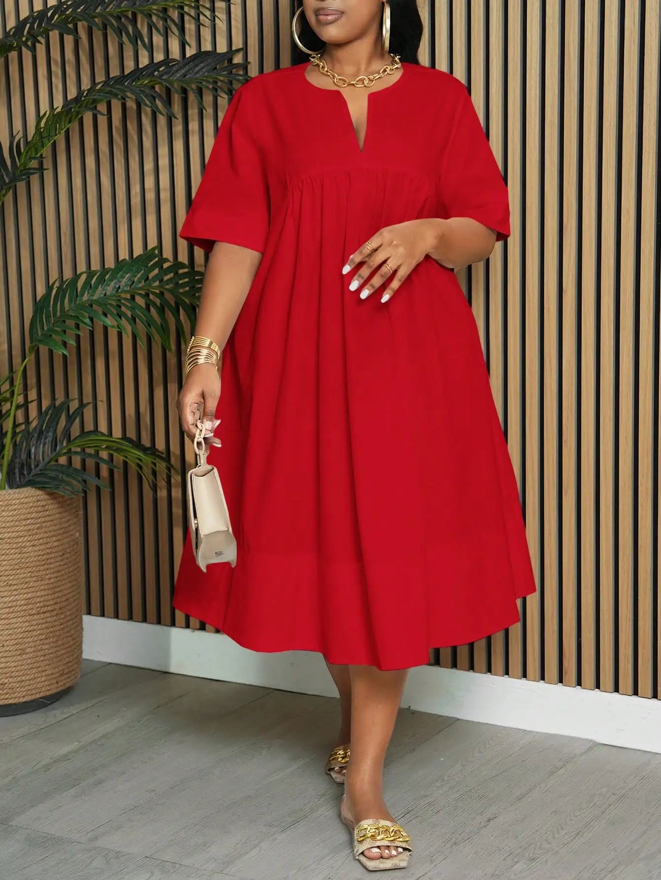 White Plus Size A-Line Knee Length Dress with Notch Neck and Short Sleeves