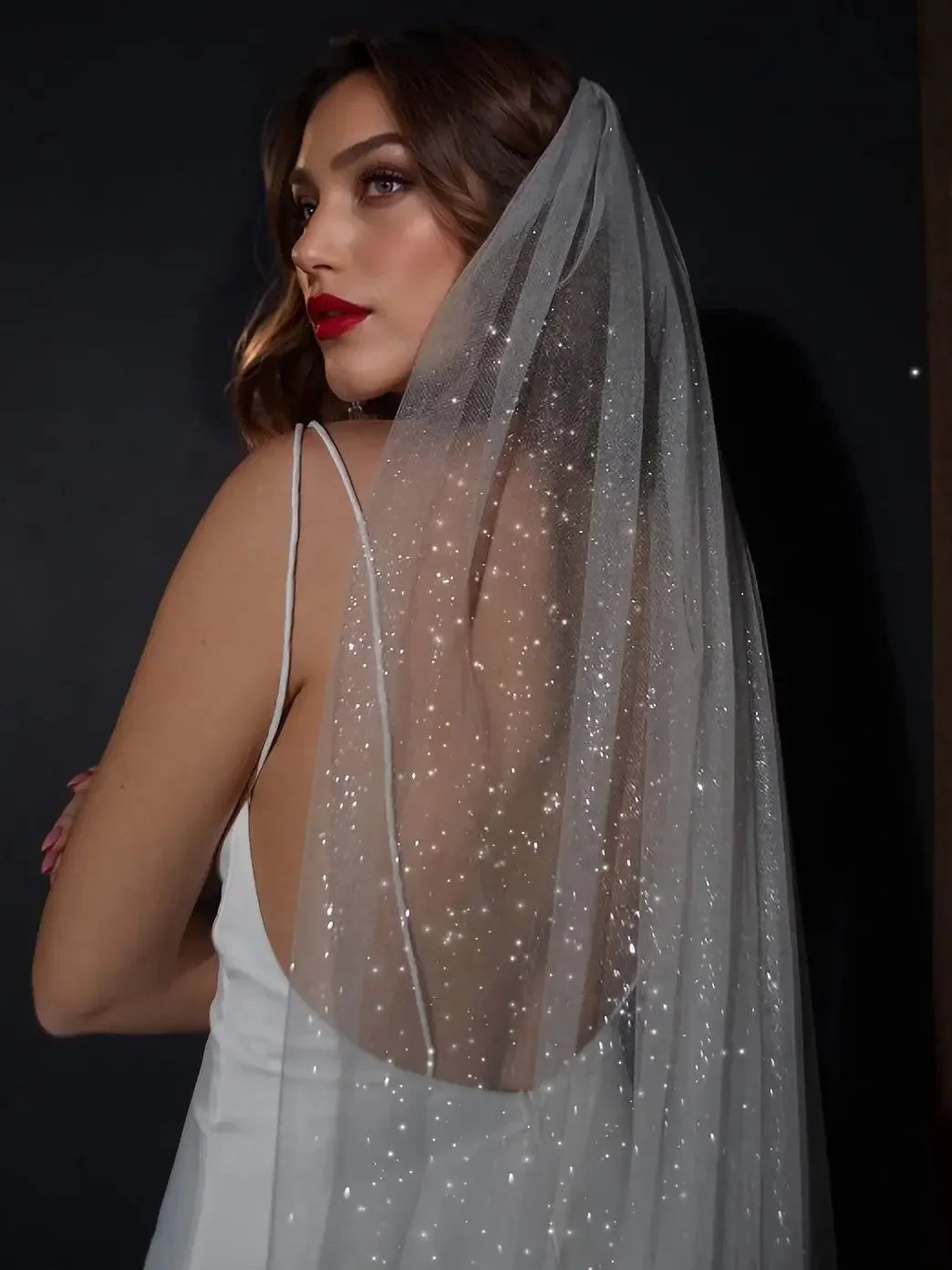 Long Sparkling Bridal Veil Luxury Shine Wedding Veil in Golden Hues with Sequins Cathedral Length Golden Veils with Comb V101